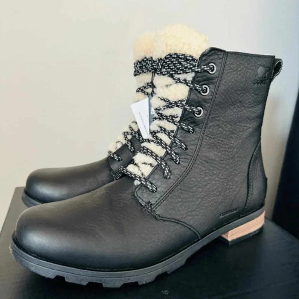SOREL Emelie Genuine Shearling Lamb Fur Short Lace-Up Boot, Black, Size 8.5, NWT